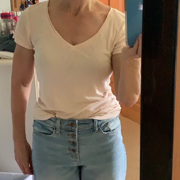 Michael Stars “tissue” v-neck tee-lowest price before donating! - Picture 1 of 6